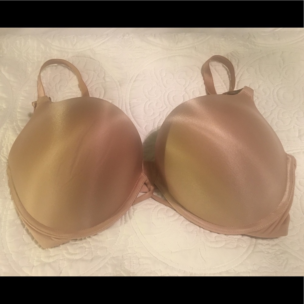 Victoria’s Secret Bombshell push up bra 38D